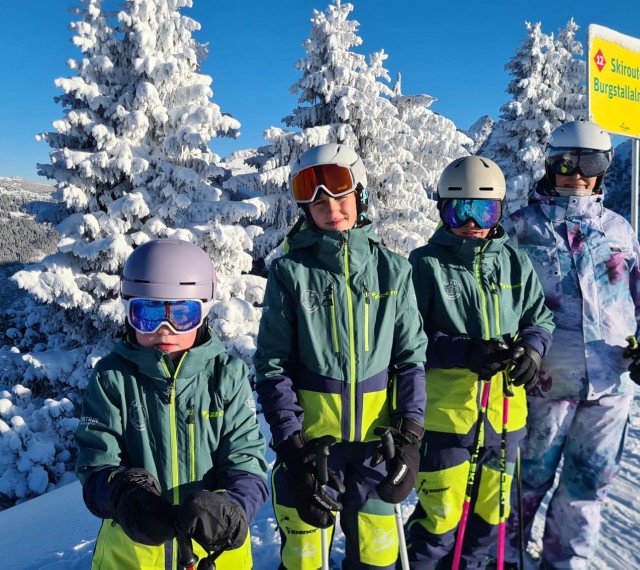 Skifahren in Ski Amade